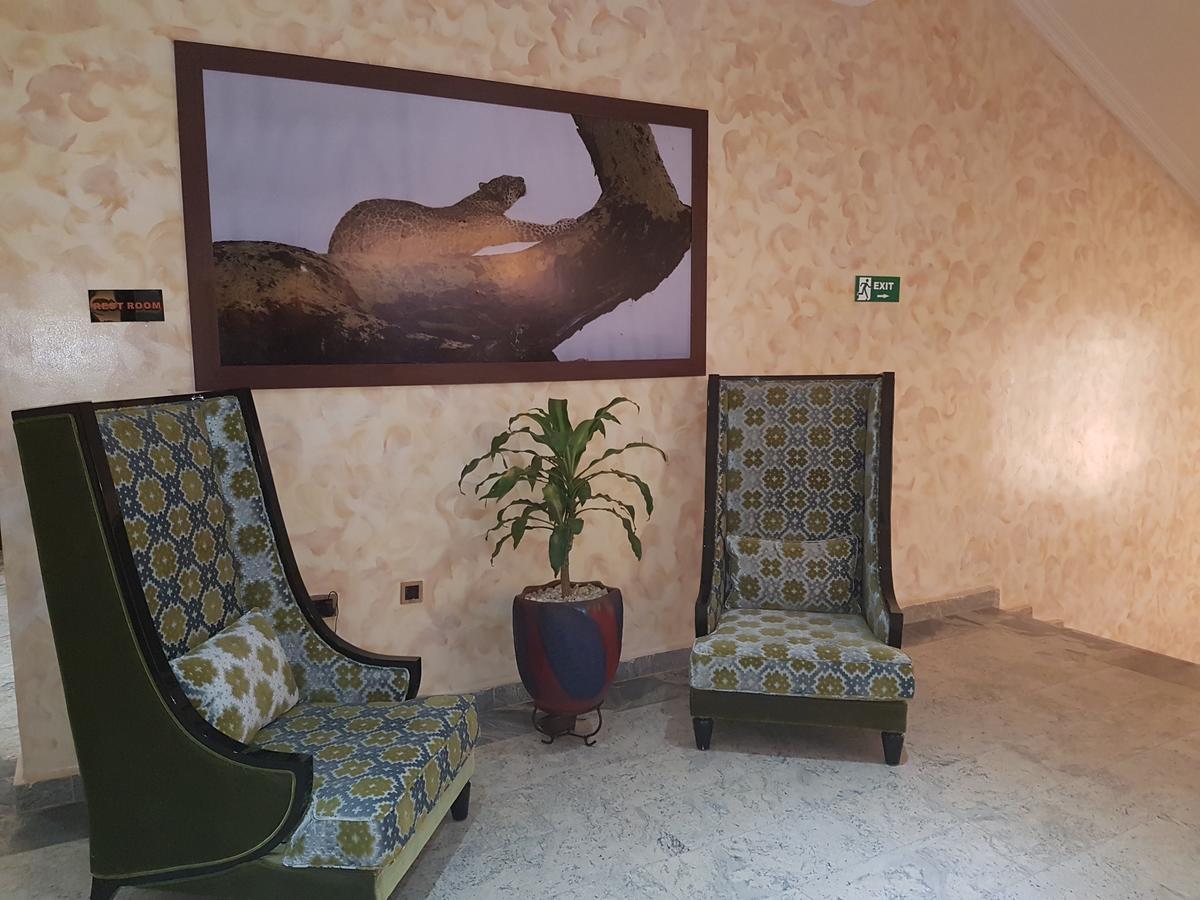 Grand Pela Hotel & Suites Abuja Bagian luar foto